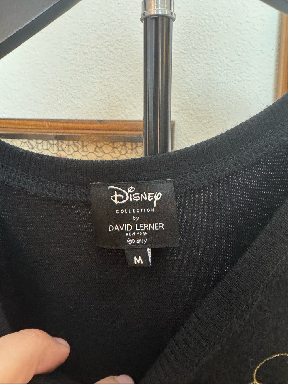 Disney NWT Cold-Shoulder Sweatshirt w/ Gold Minnie Icons - David Lerner Size M - Picture 4 of 6